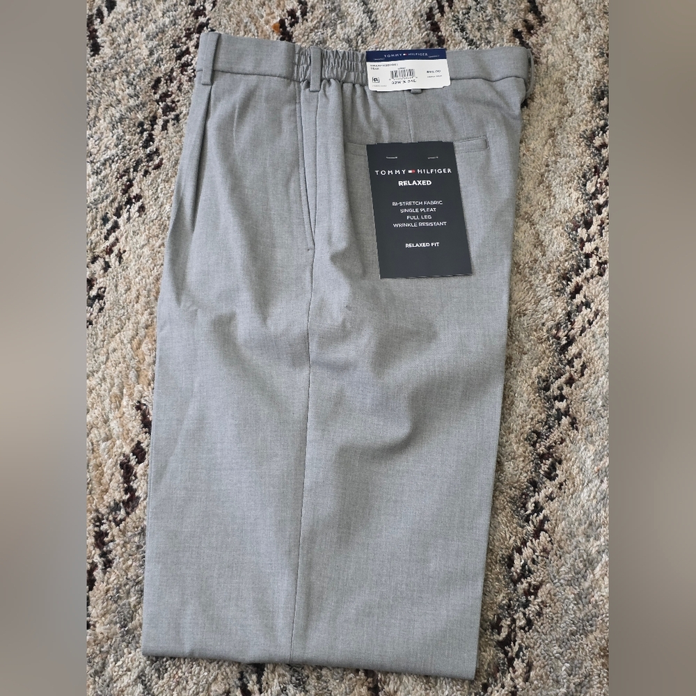 Tommy Hilfiger Mens Pants 32x34 Grey Modern Wrinkle Free NWT Career $95